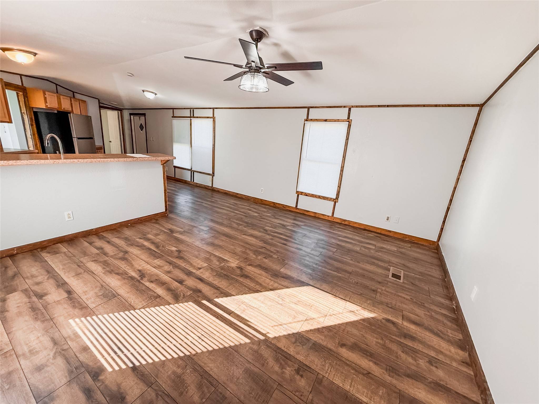 Alvin, TX 77511,861 County Road 947 #C