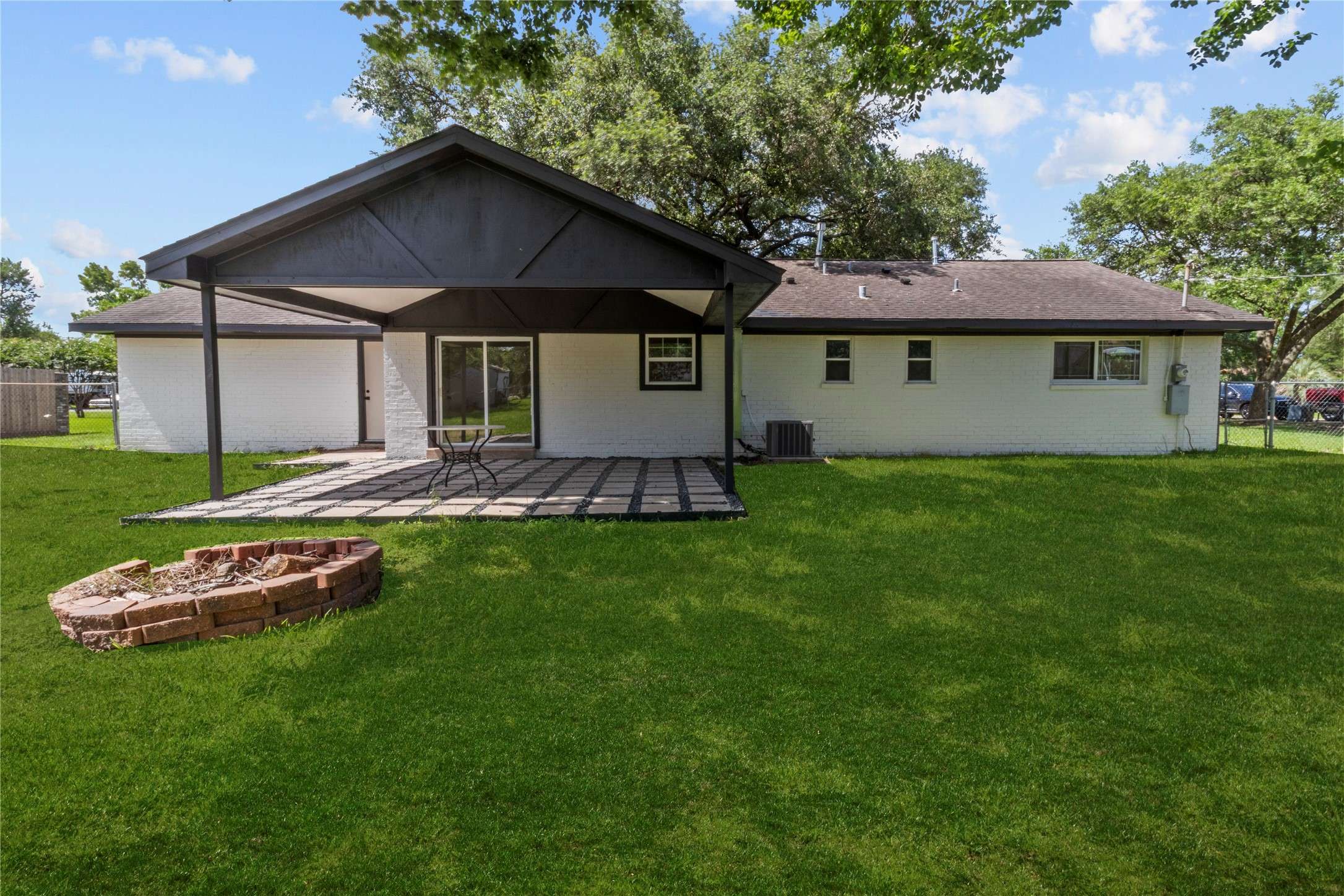 Friendswood, TX 77546,111 TOWER DR