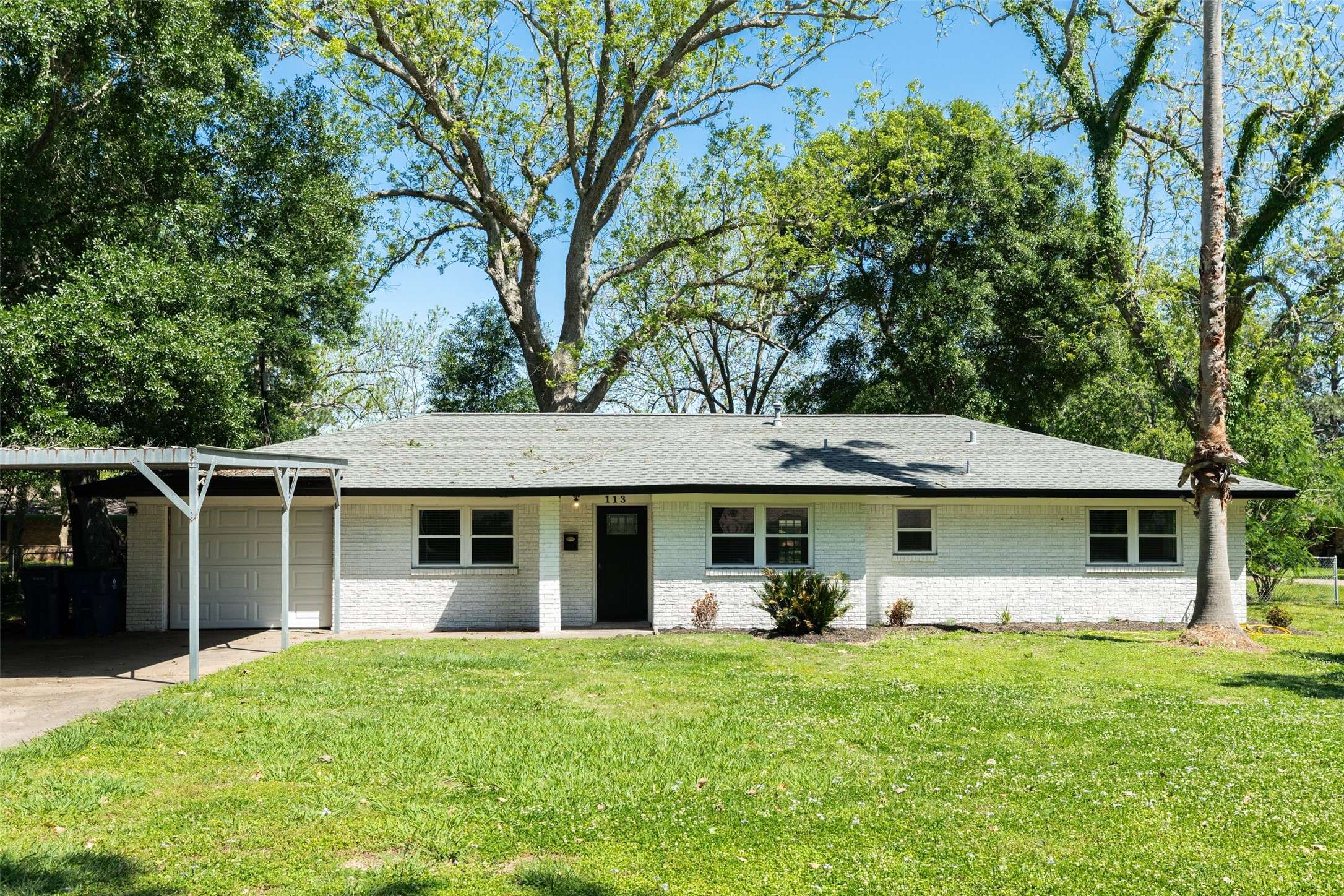 West Columbia, TX 77486,113 Larkin ST