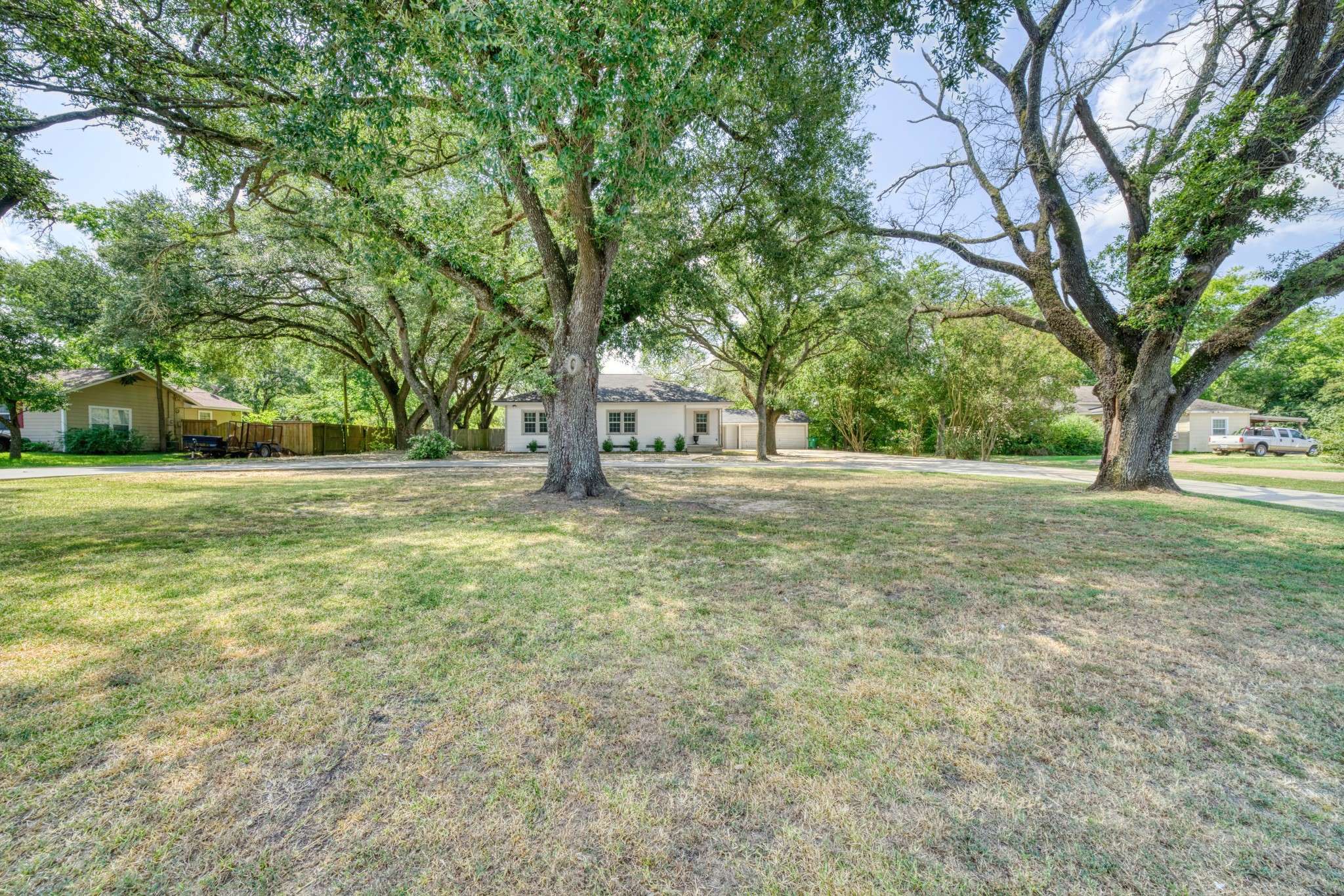 Madisonville, TX 77864,1414 E Main ST