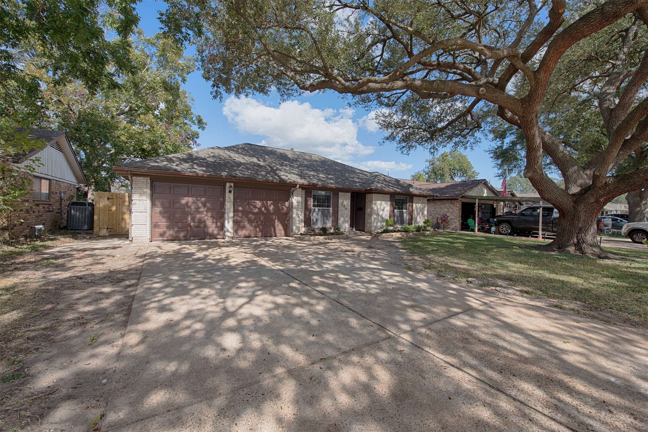 Deer Park, TX 77536,309 E X ST