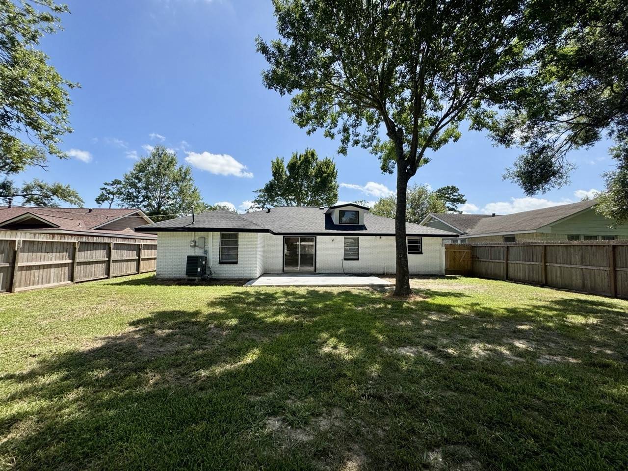 Dickinson, TX 77539,2717 Woodlawn St