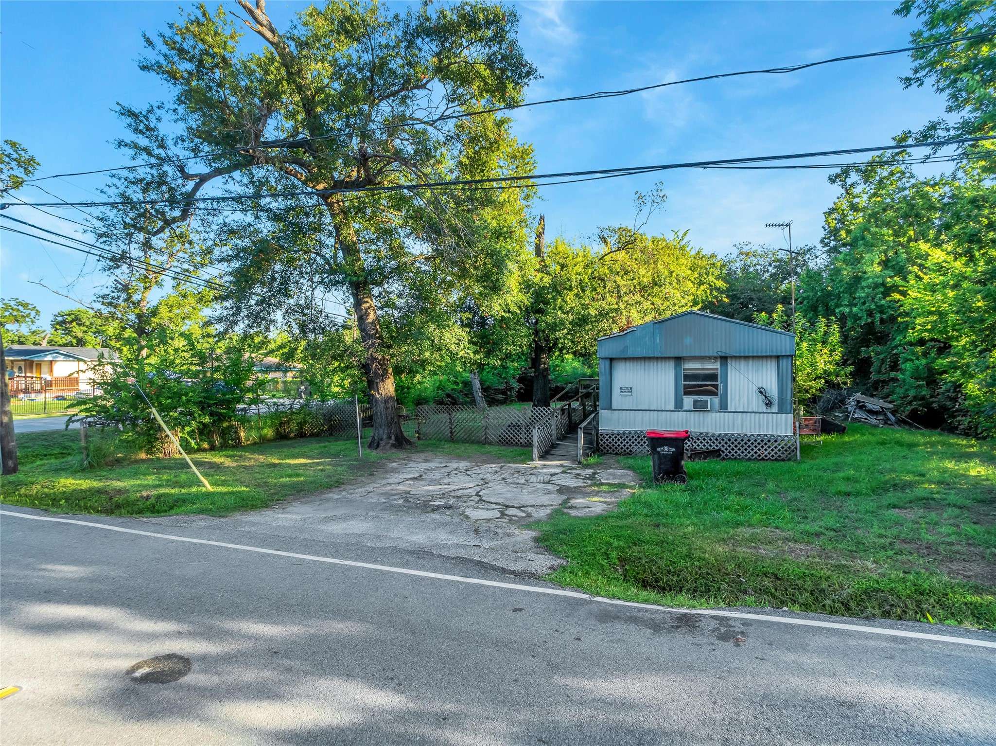 Houston, TX 77015,14615 Victoria ST