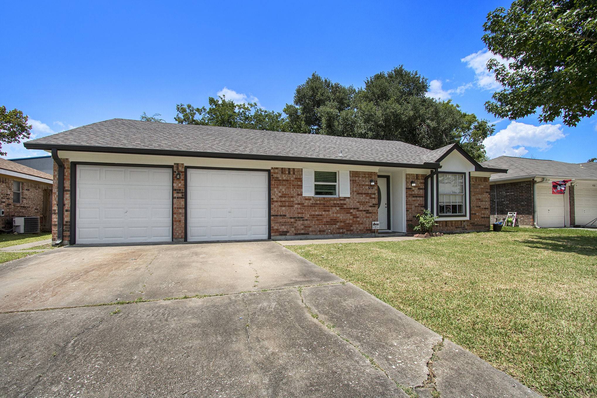 Friendswood, TX 77546,4202 Townes Forest RD