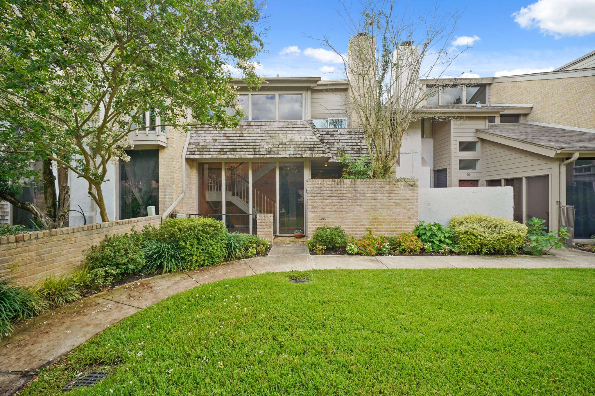 Houston, TX 77024,12625 Memorial DR #11