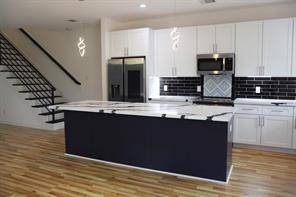 Houston, TX 77033,5126 Lyndhurst Drive DR #B