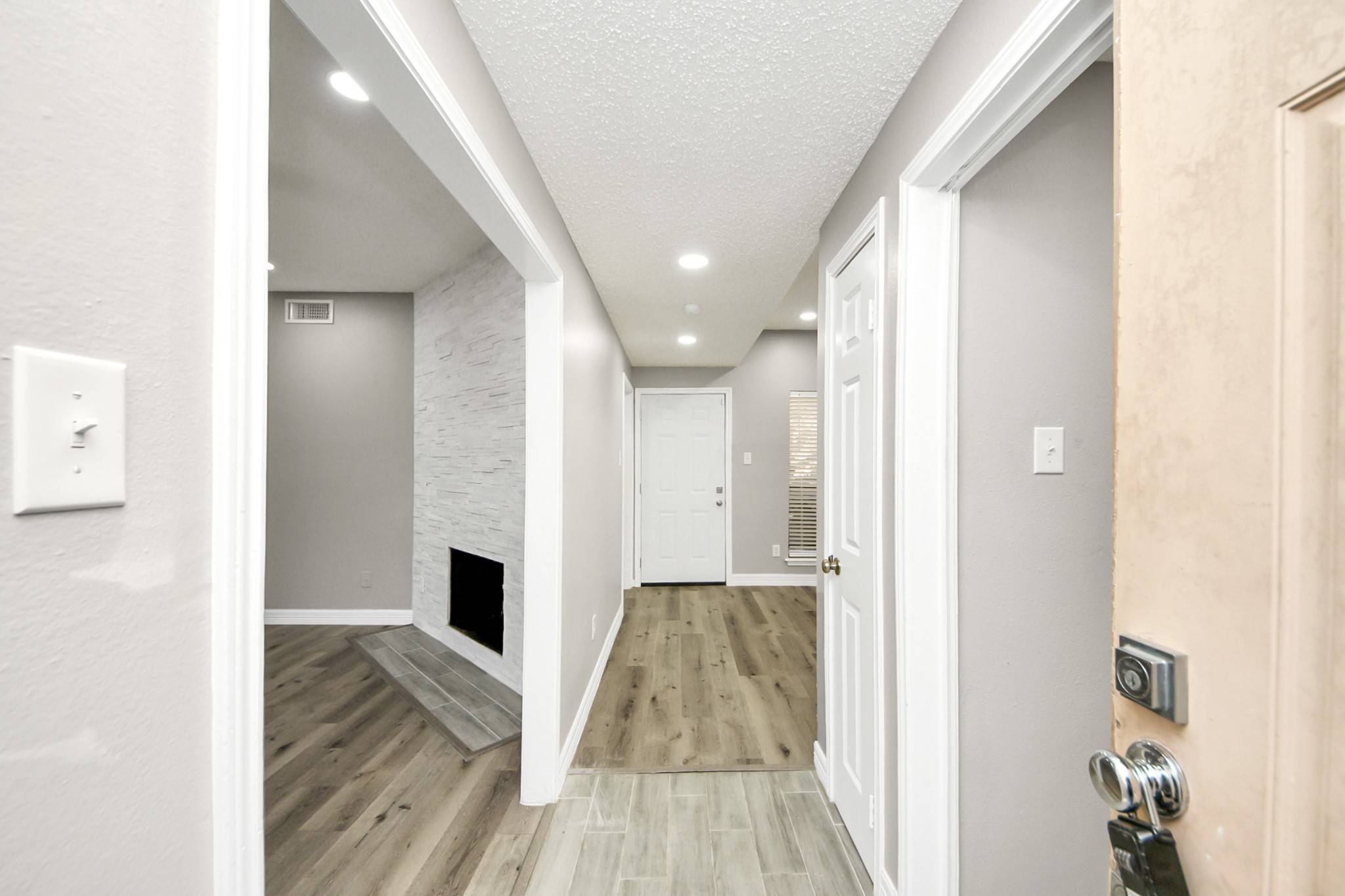 Houston, TX 77042,3722 Woodchase DR