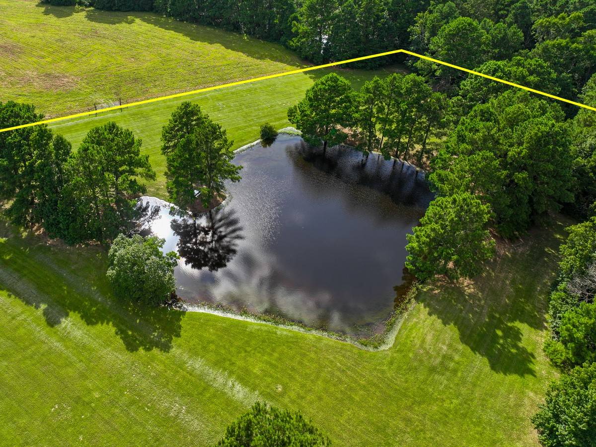 Huntsville, TX 77340,88 Bakers Ln