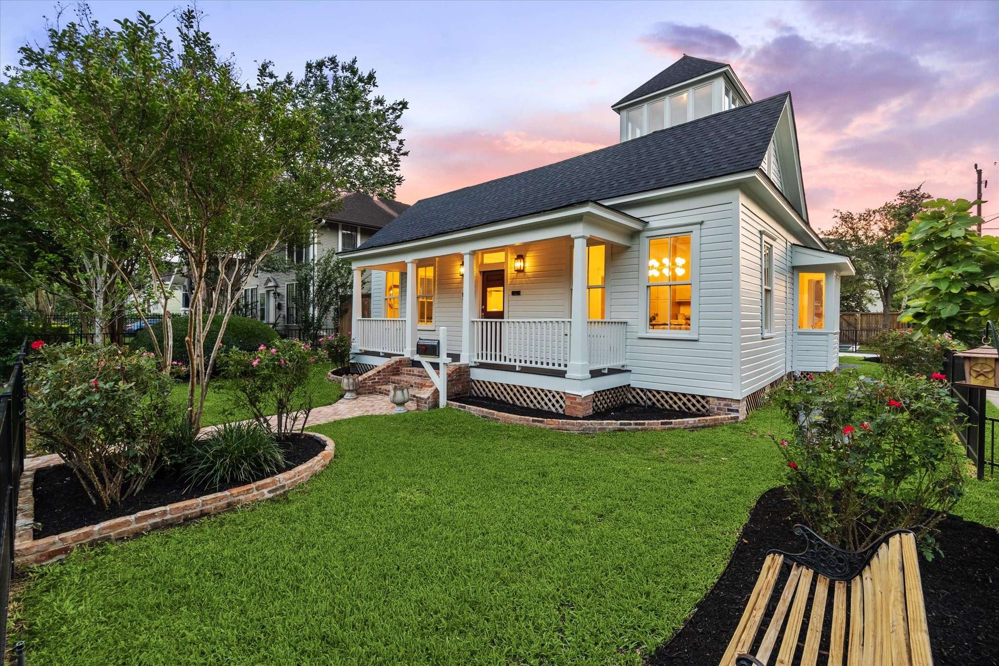 Houston, TX 77008,1343 Allston ST