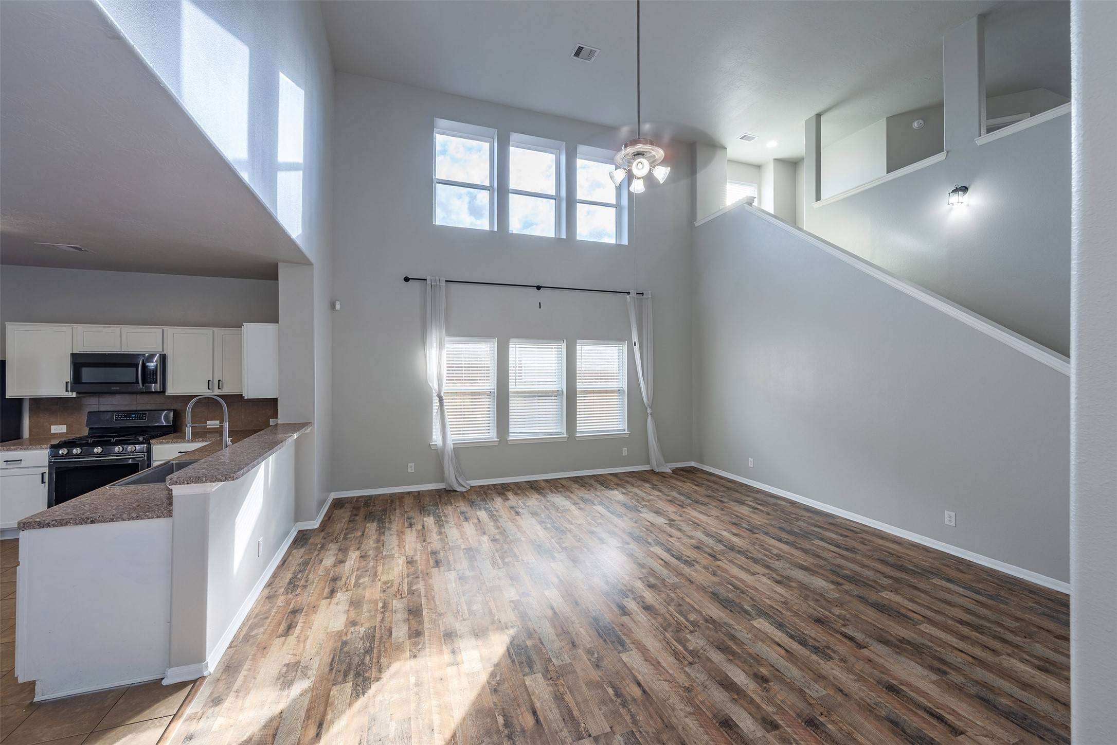 Cypress, TX 77433,18318 Canary Bluff LN