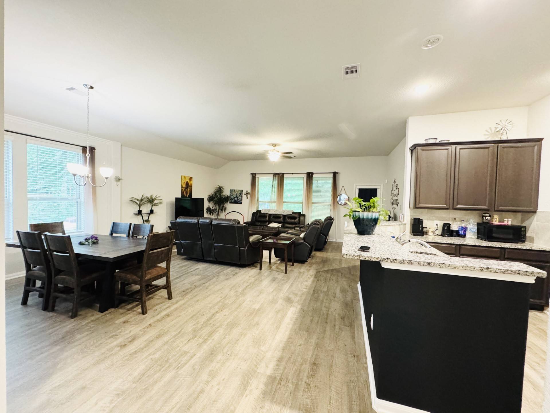 Dayton, TX 77535,355 County Road 6609