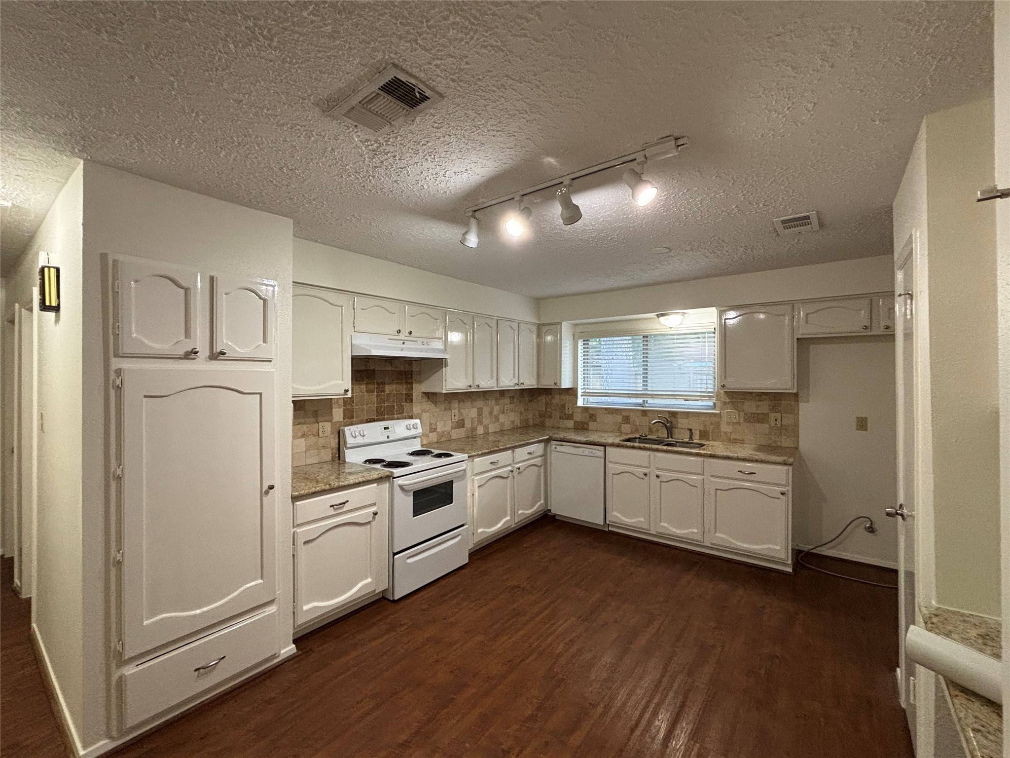 Houston, TX 77065,12614 Campos DR