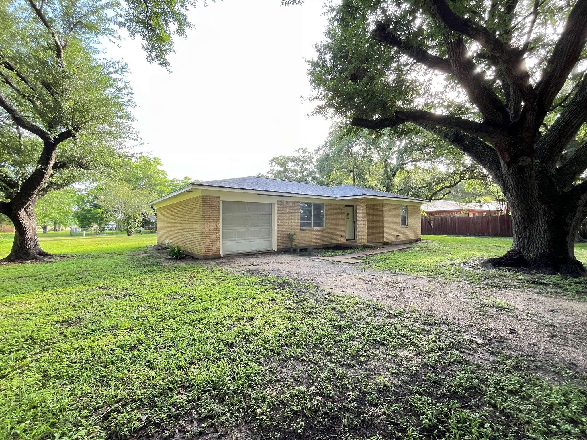 Bay City, TX 77414,409 La Bradford DR
