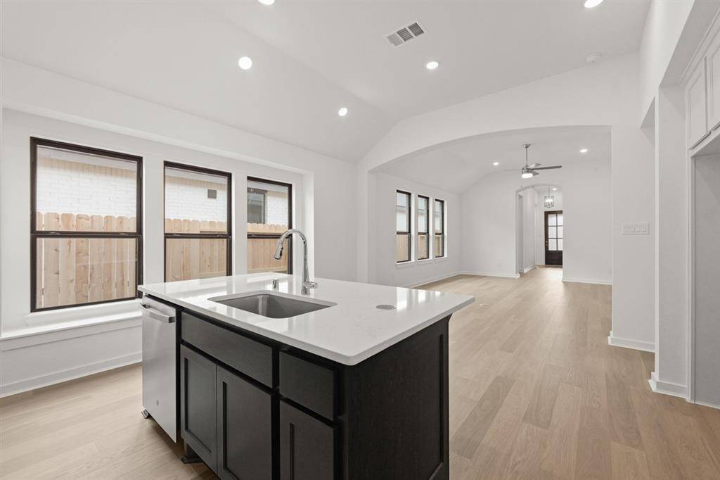 Porter, TX 77365,8910 Blackwoods CT