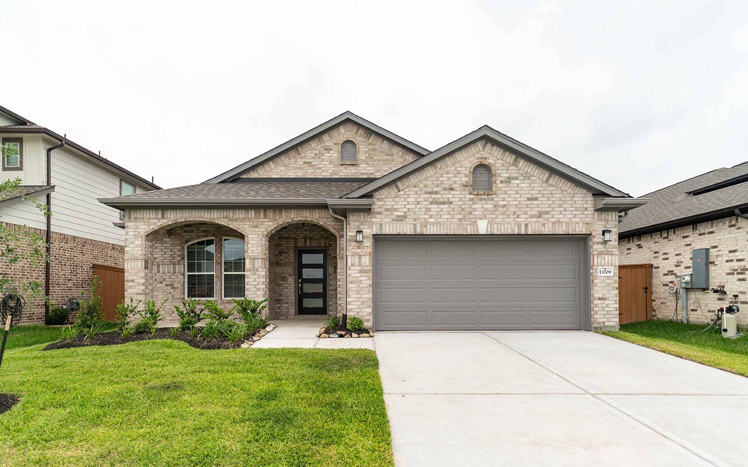 Texas City, TX 77568,13709 Seneca Lake DR