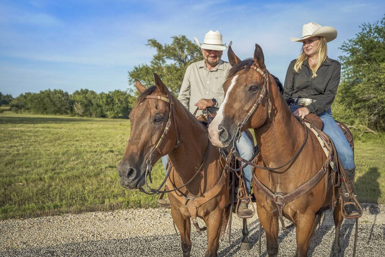 Round Top, TX 78954,9 Round Top Farms Drive