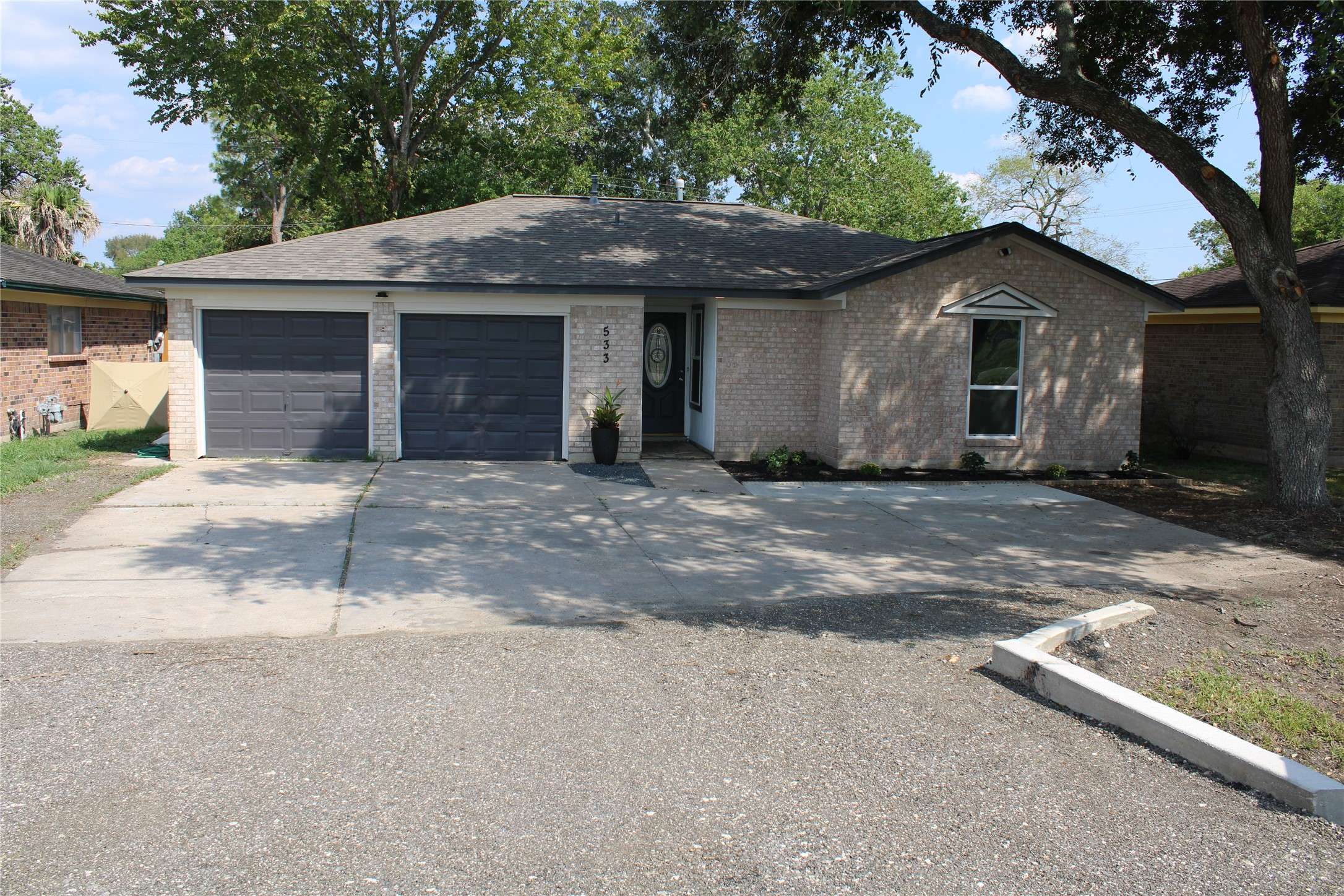 Angleton, TX 77515,533 S Downing Road RD