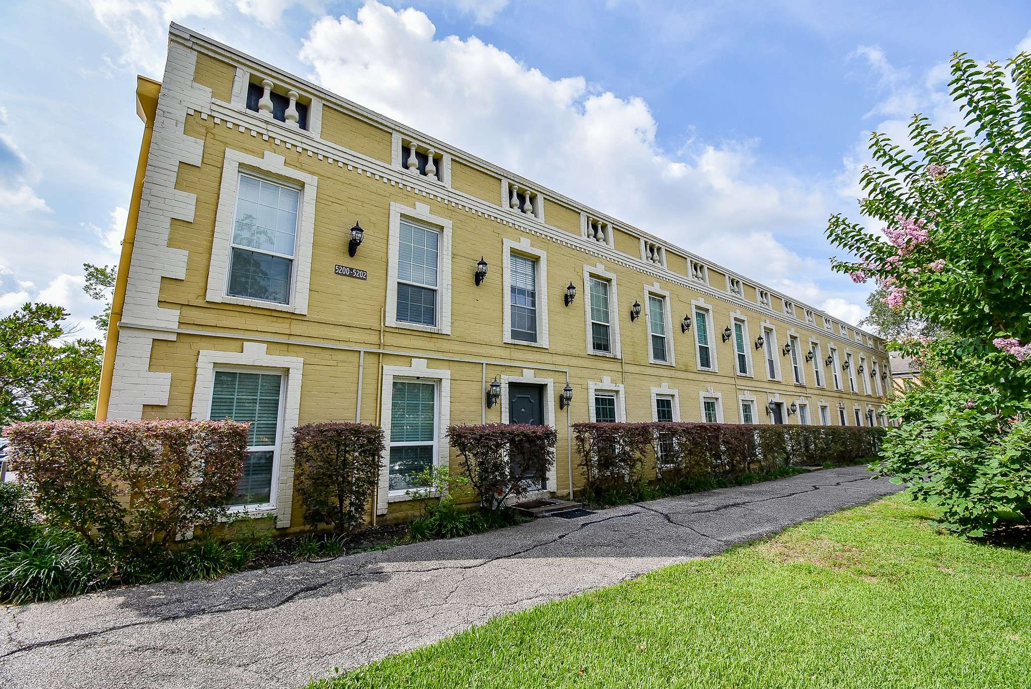Houston, TX 77035,5202 Arboles DR #3