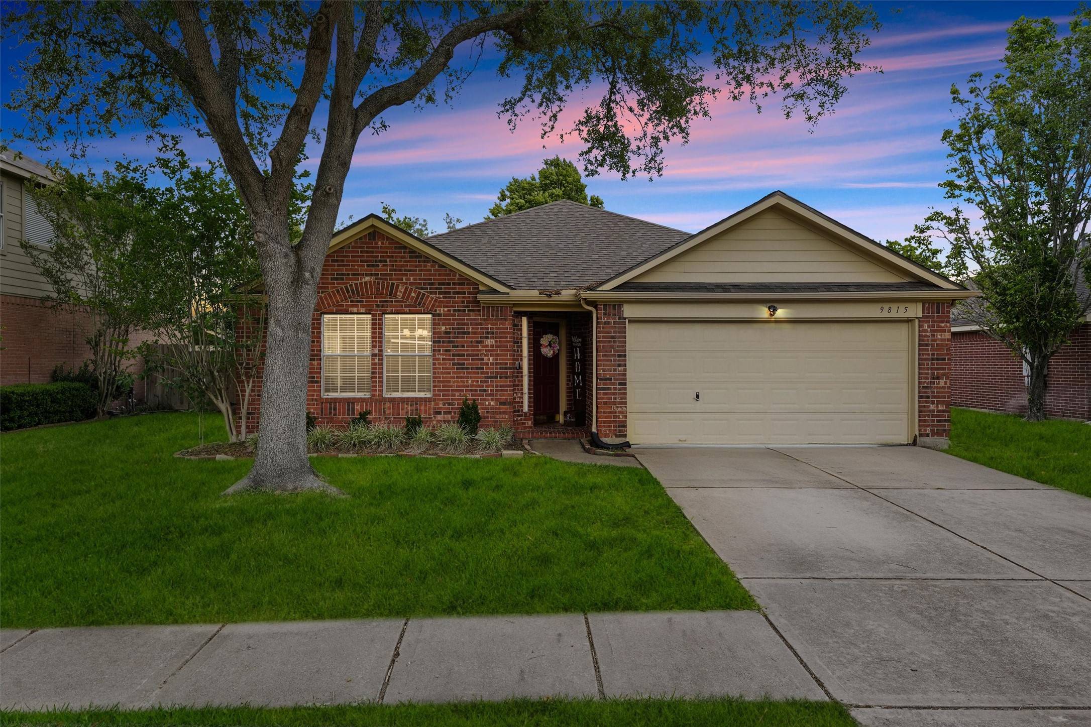 Pearland, TX 77584,9815 Hallmark LN