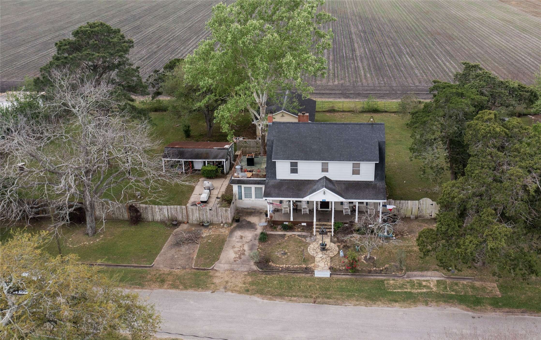 Wallis, TX 77485,519 Darlene LN