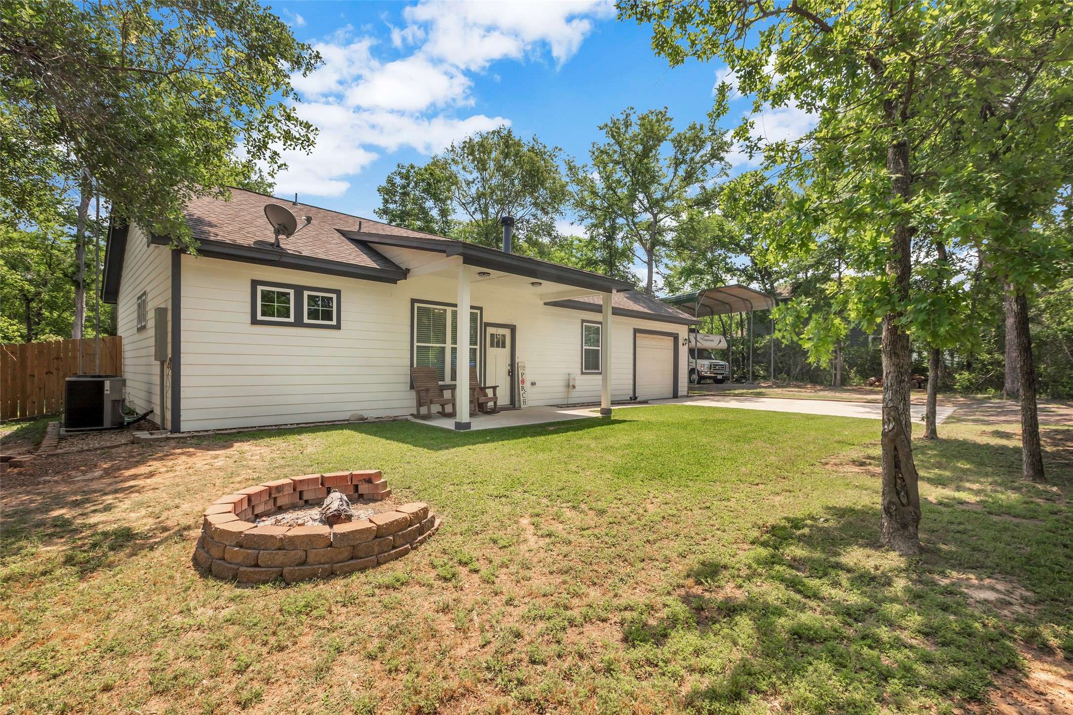 Hempstead, TX 77445,24797 Roscommon