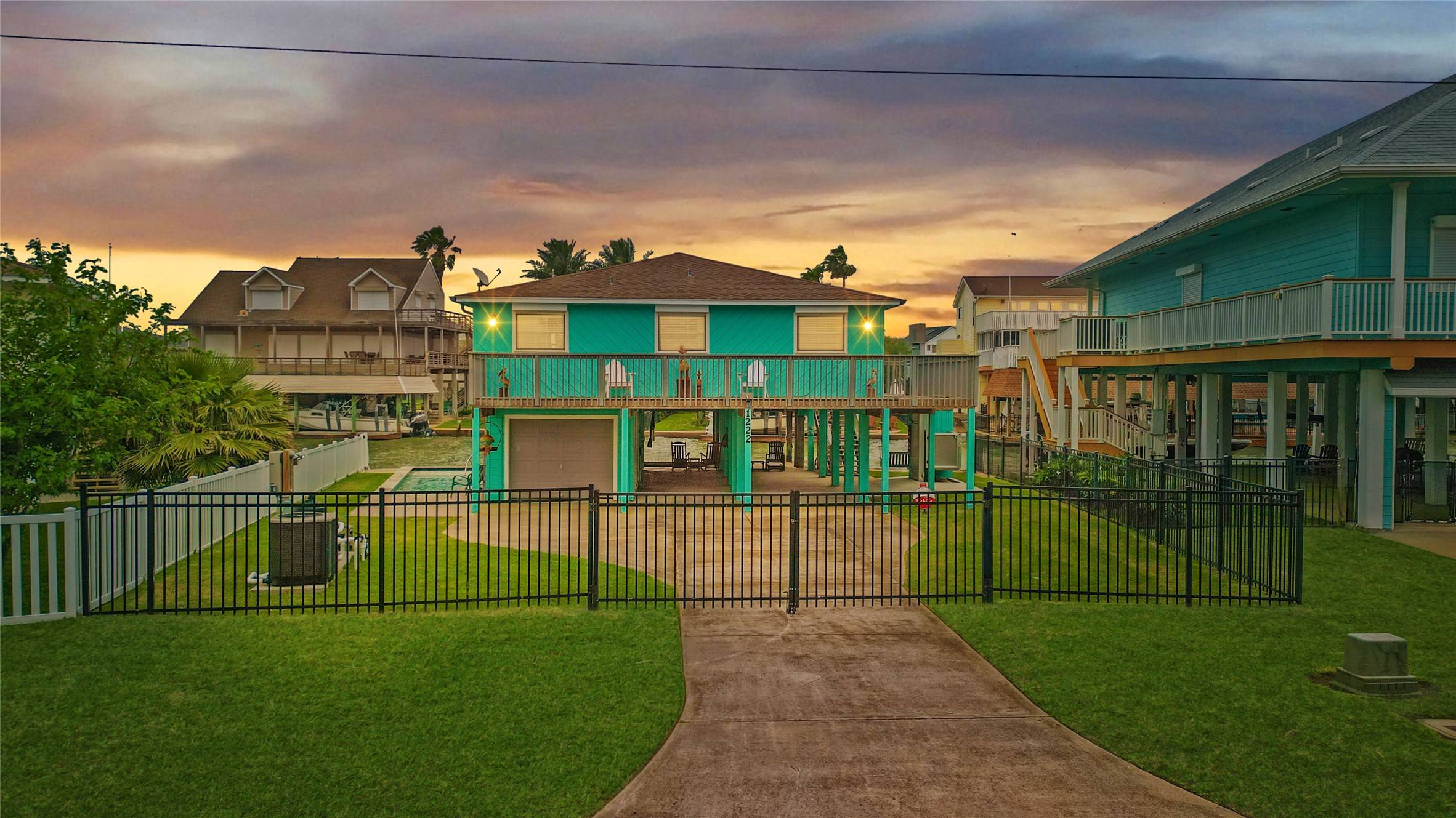 Galveston, TX 77554,1222 Oahu DR