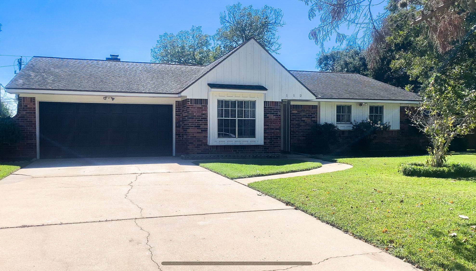 Lake Jackson, TX 77566,112 Cardinal ST