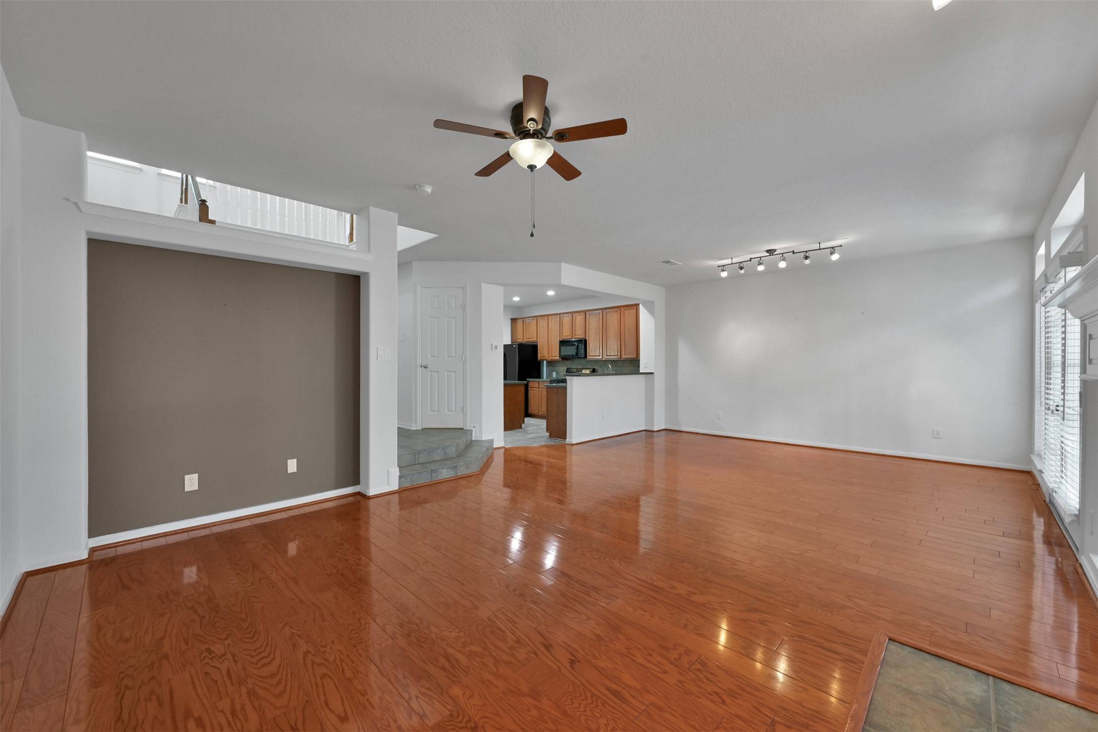The Woodlands, TX 77382,115 E Greenhill Terrace PL E