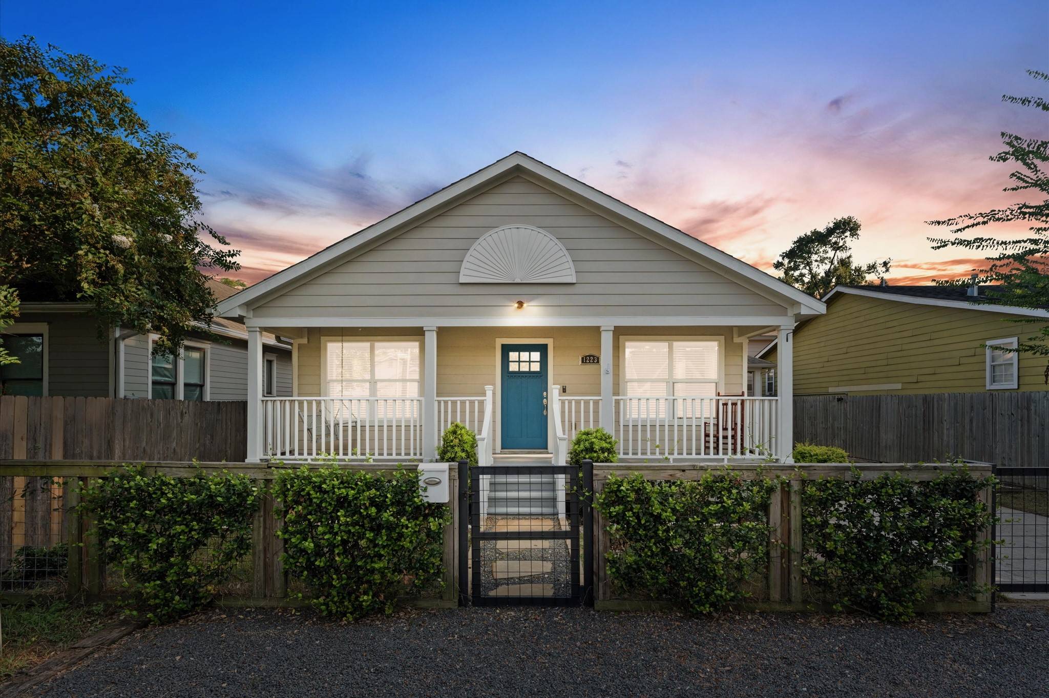 Houston, TX 77009,1223 Posey ST