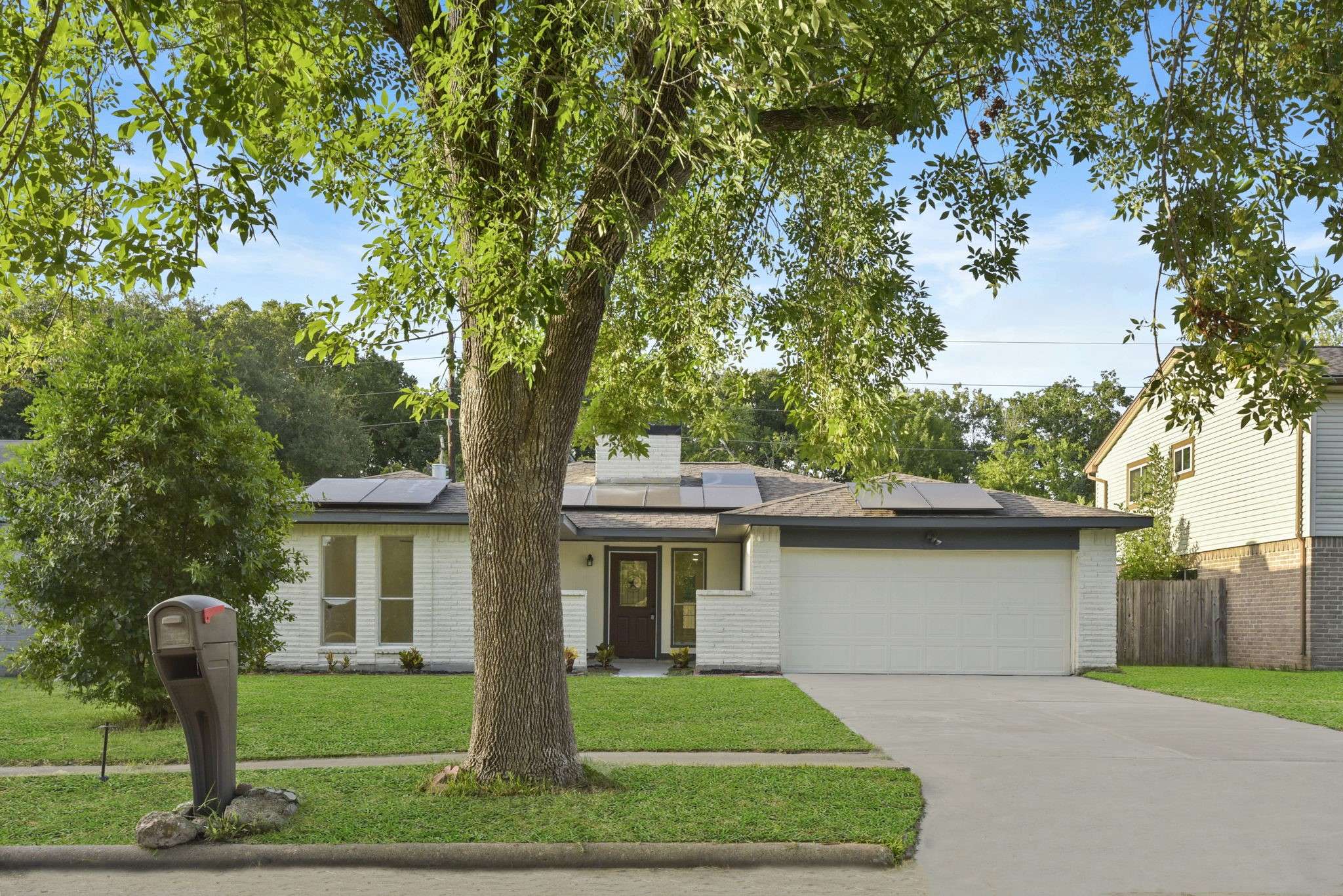 Sugar Land, TX 77498,2322 Aprilmont DR