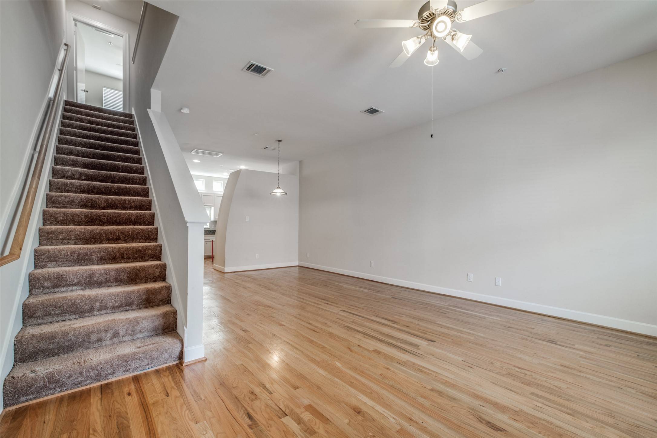 Houston, TX 77063,2710 Hullsmith DR #401