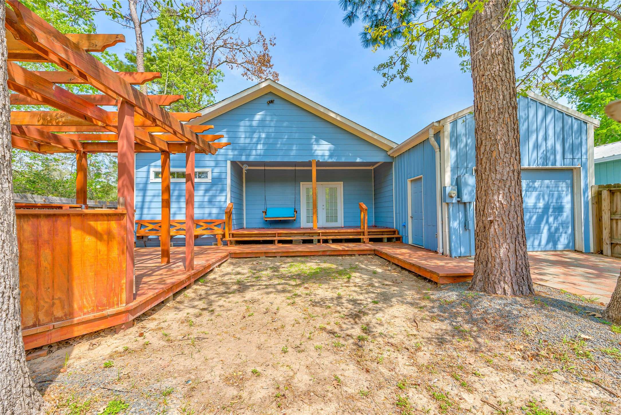 Point Blank, TX 77364,1000 W Woodland SHRS