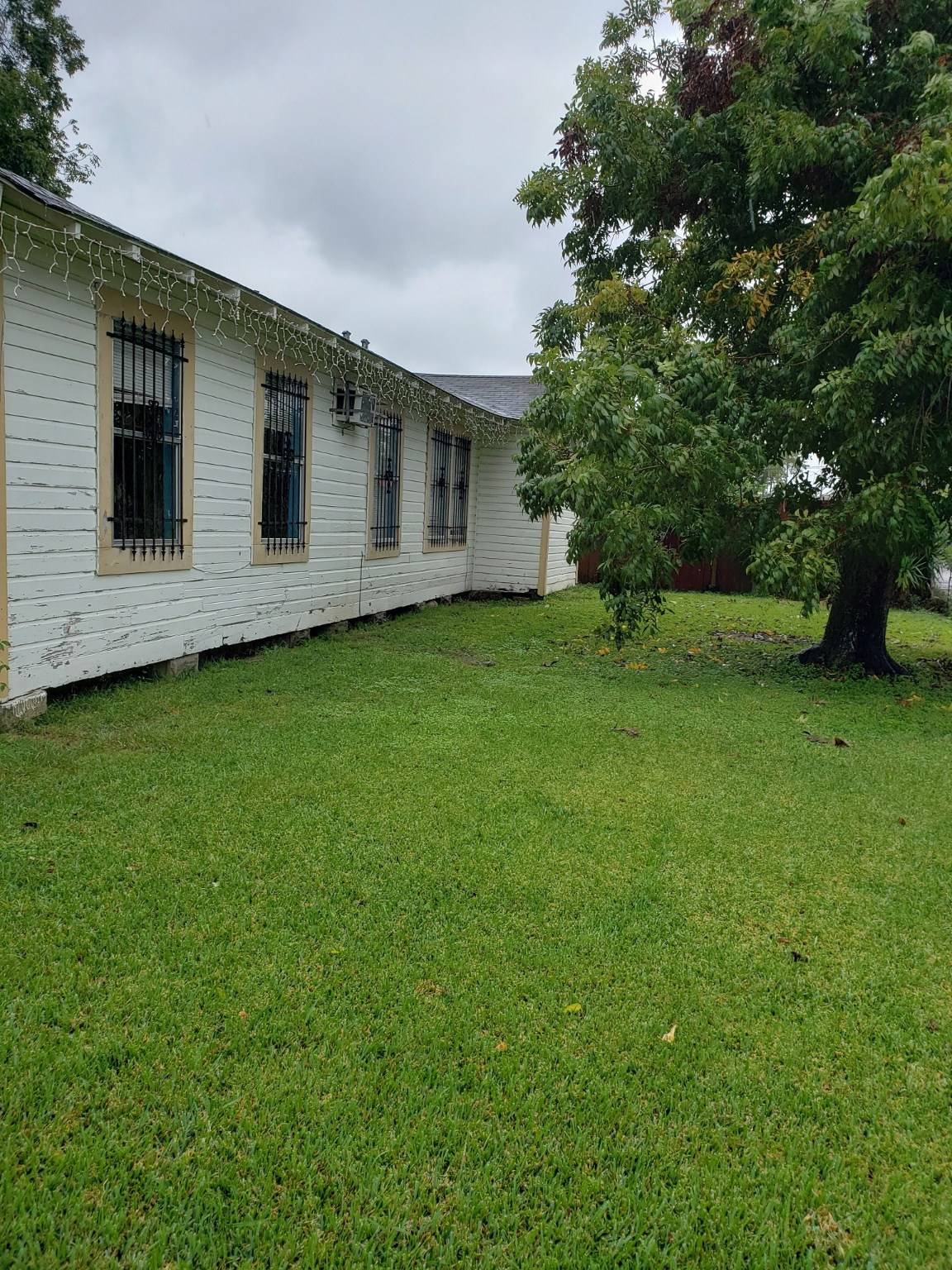 Baytown, TX 77520,413 W Humble AVE