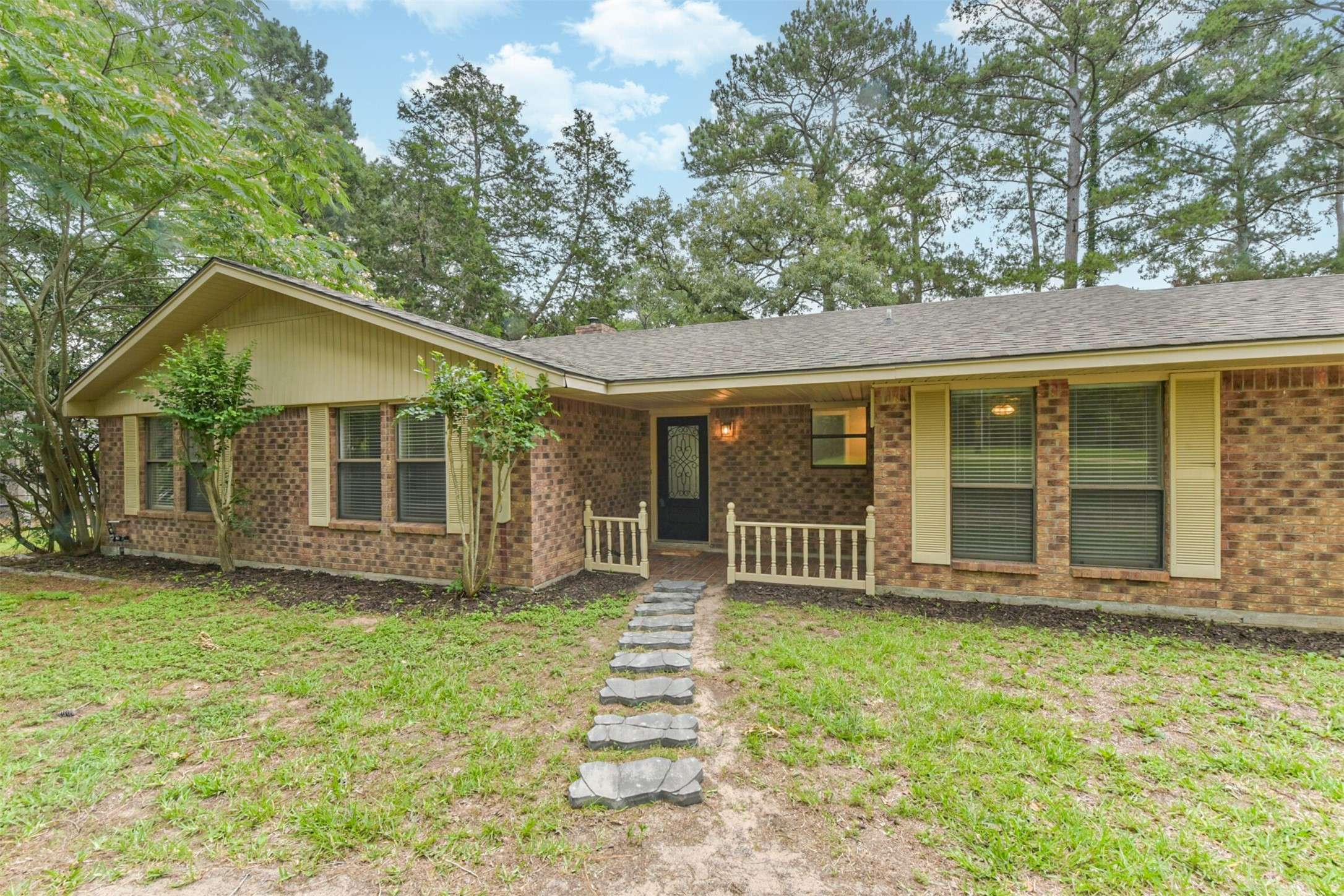 Hempstead, TX 77445,29090 W Lake DR