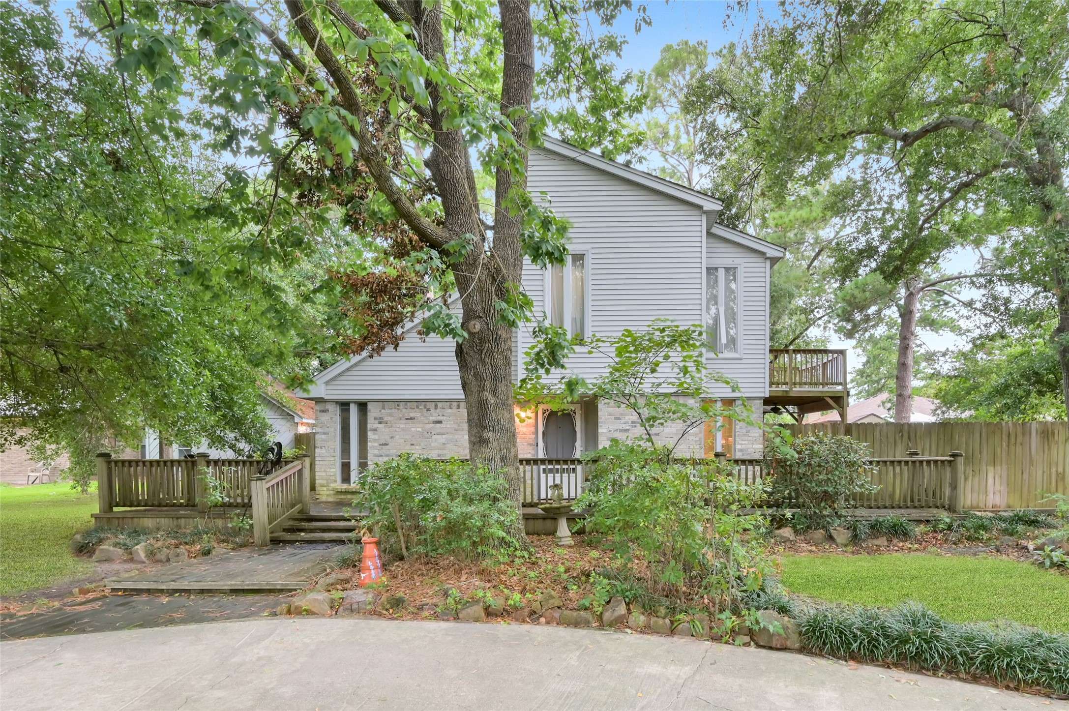 Montgomery, TX 77356,423 Paradise LN