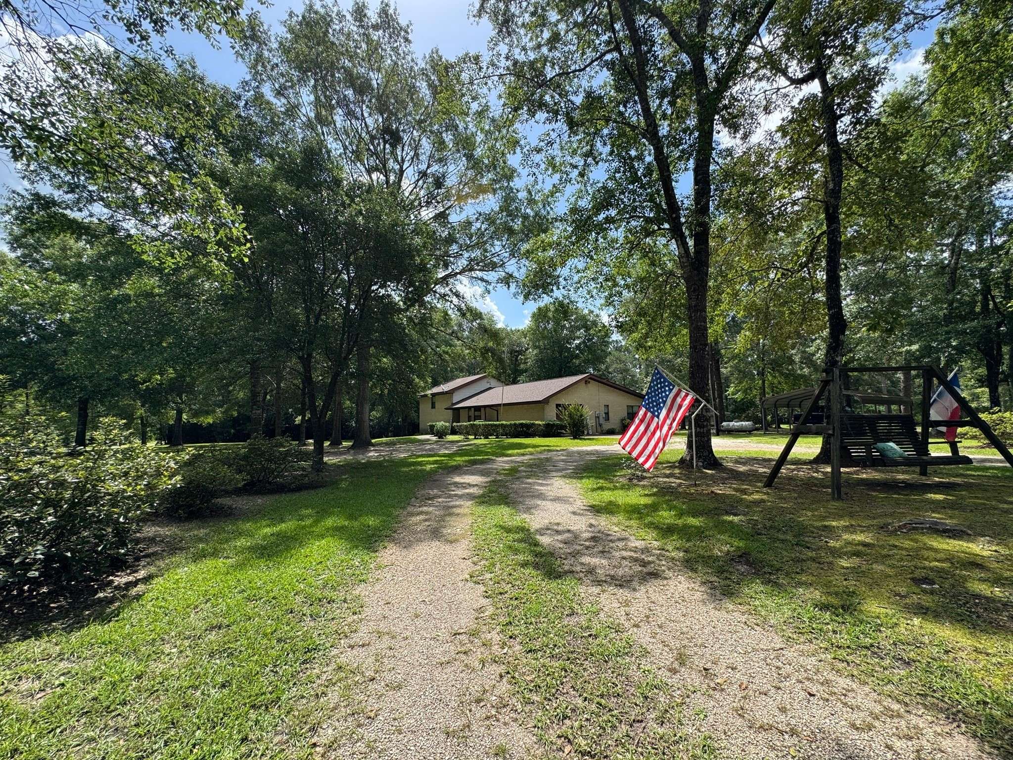 Warren, TX 77664,147 County Road 4772