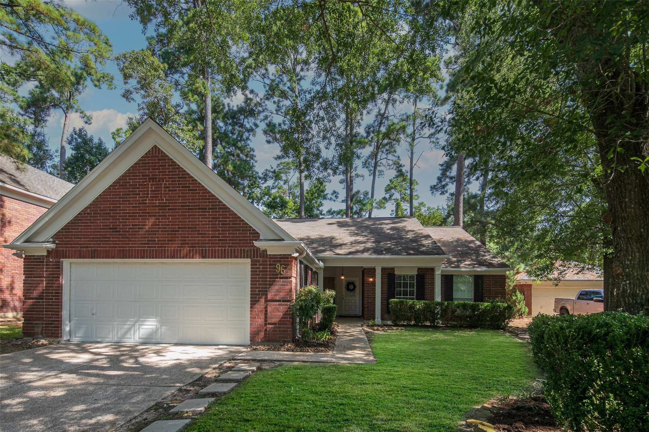 The Woodlands, TX 77381,96 S Golden Arrow CIR