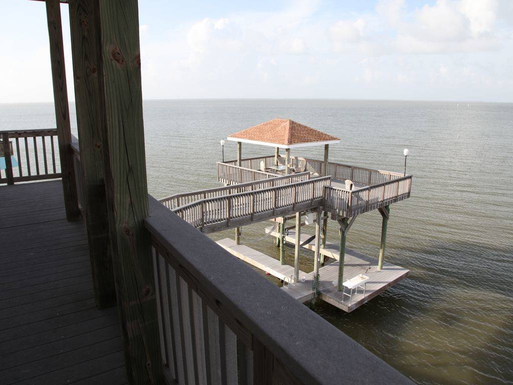 Galveston, TX 77554,3722 Laguna DR
