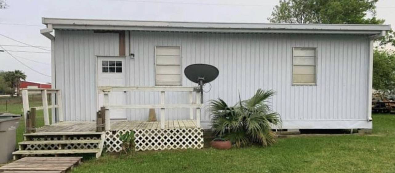 Seadrift, TX 77983,601 W Oakland AVE