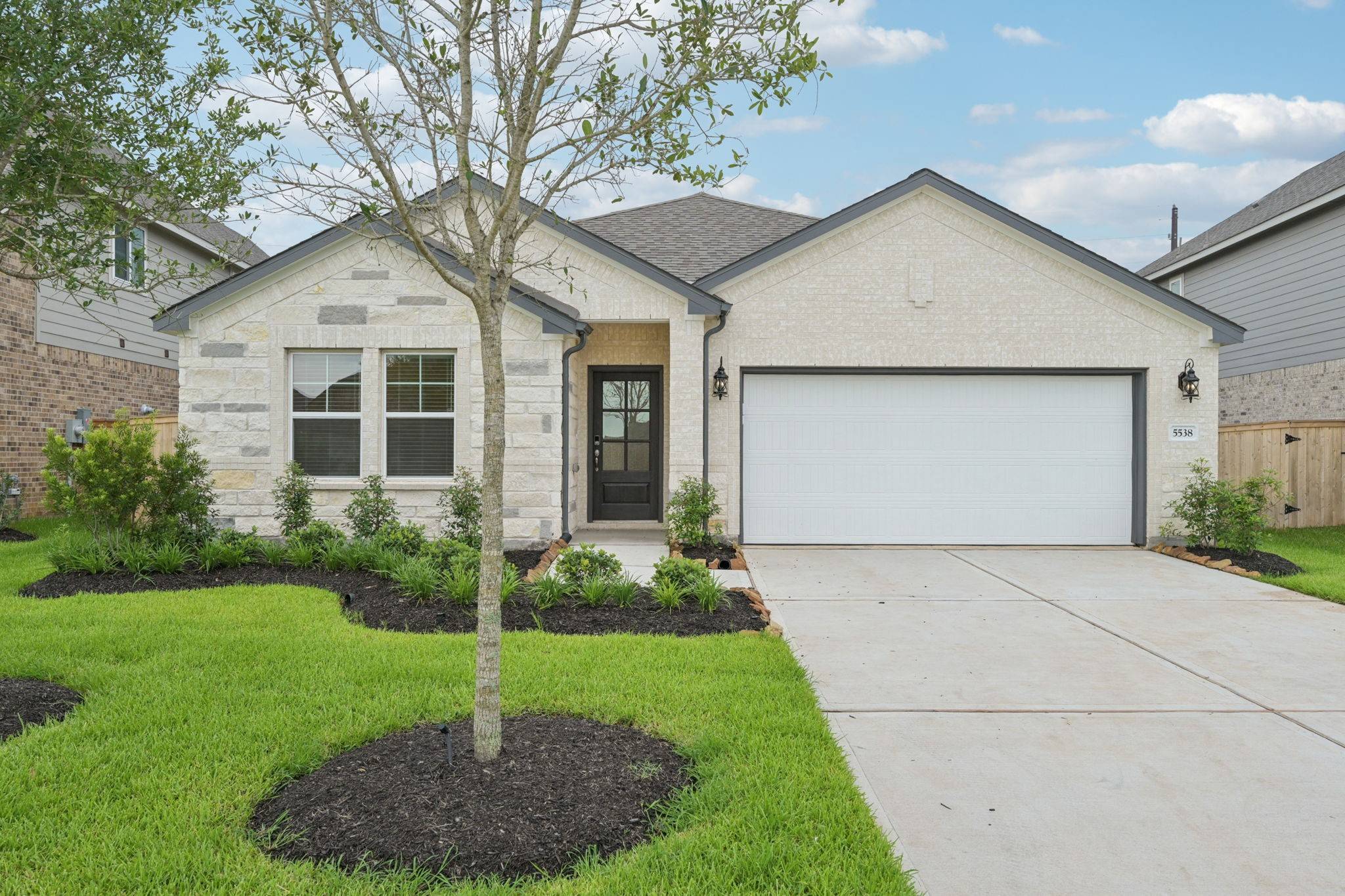 Rosenberg, TX 77471,5538 Handlewood LN