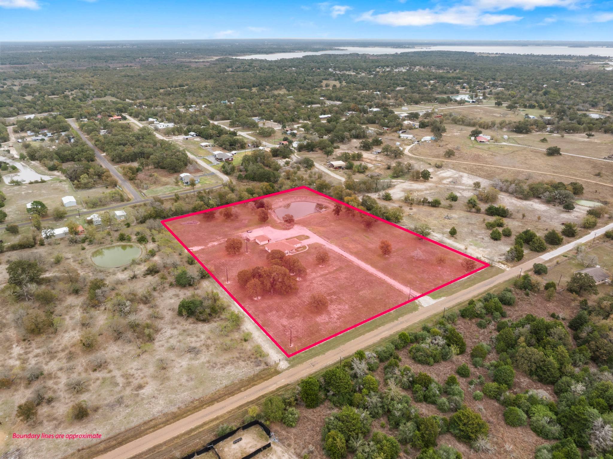 Somerville, TX 77879,1635 Lakeview DR