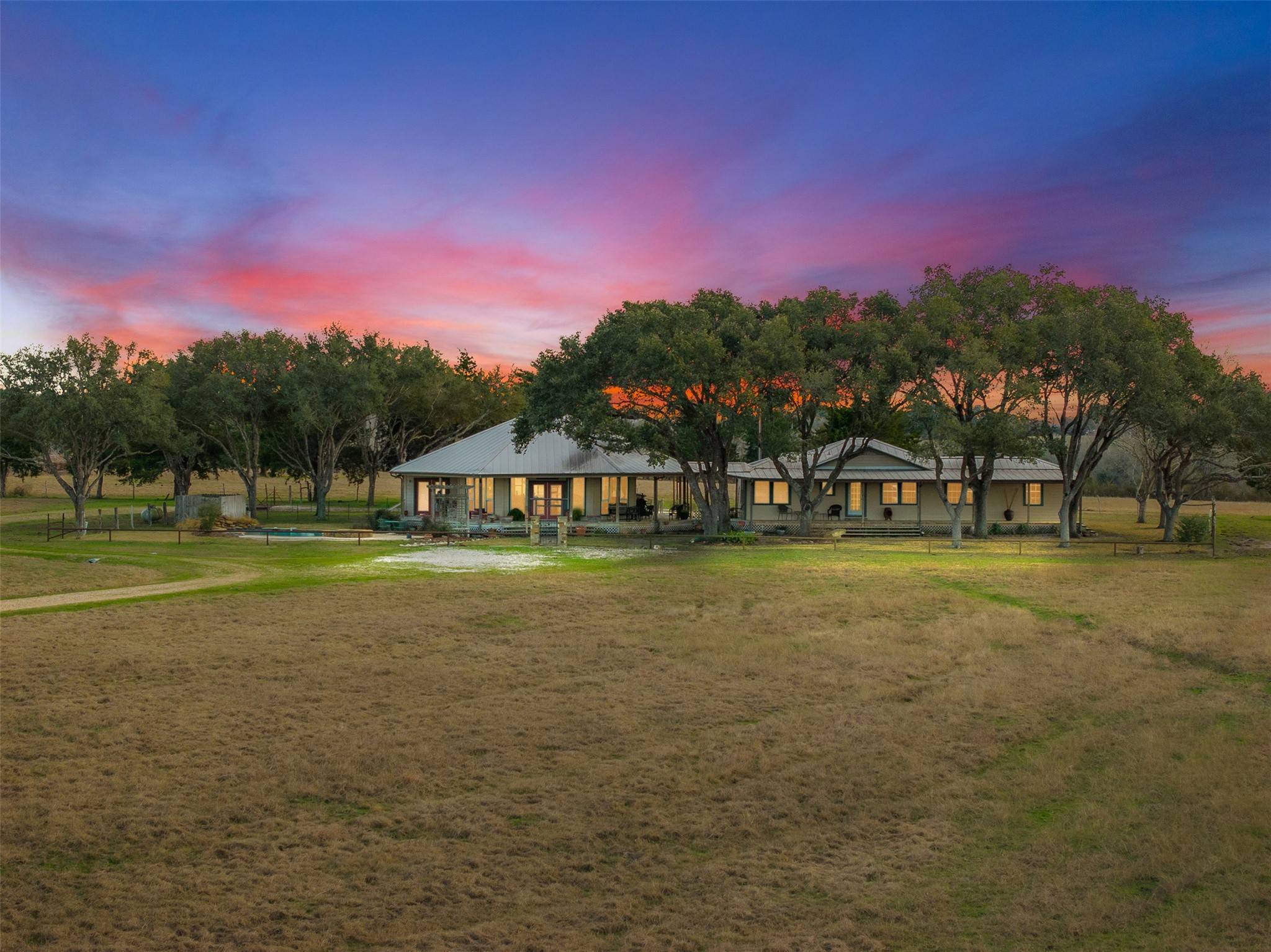 Schulenburg, TX 78956,2346 Bruno RD