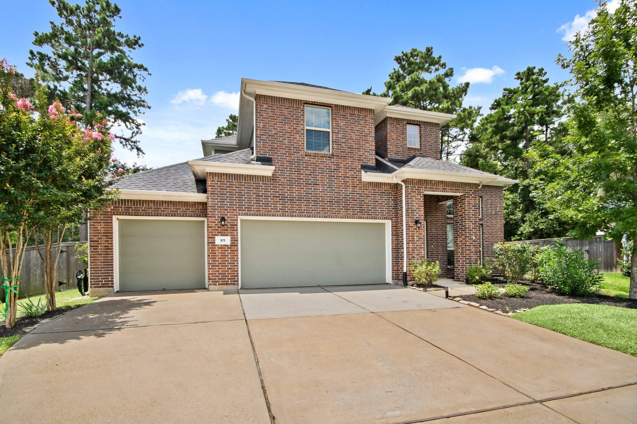 Conroe, TX 77318,101 Buttonwood CT