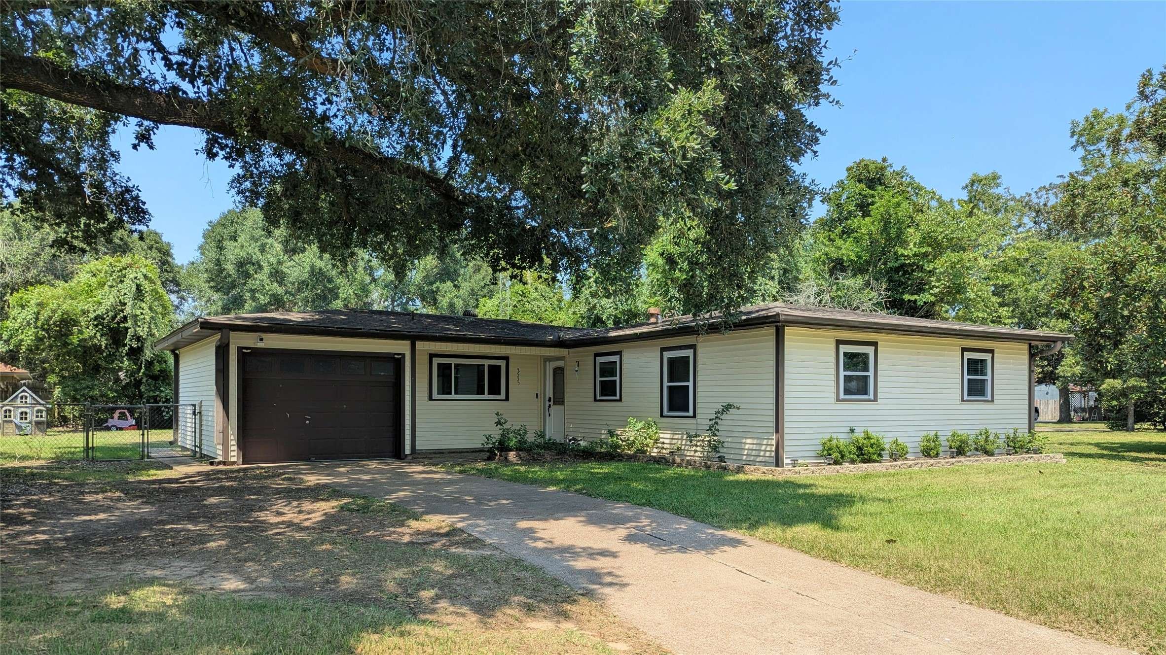 Liberty, TX 77575,2535 Edgewood ST