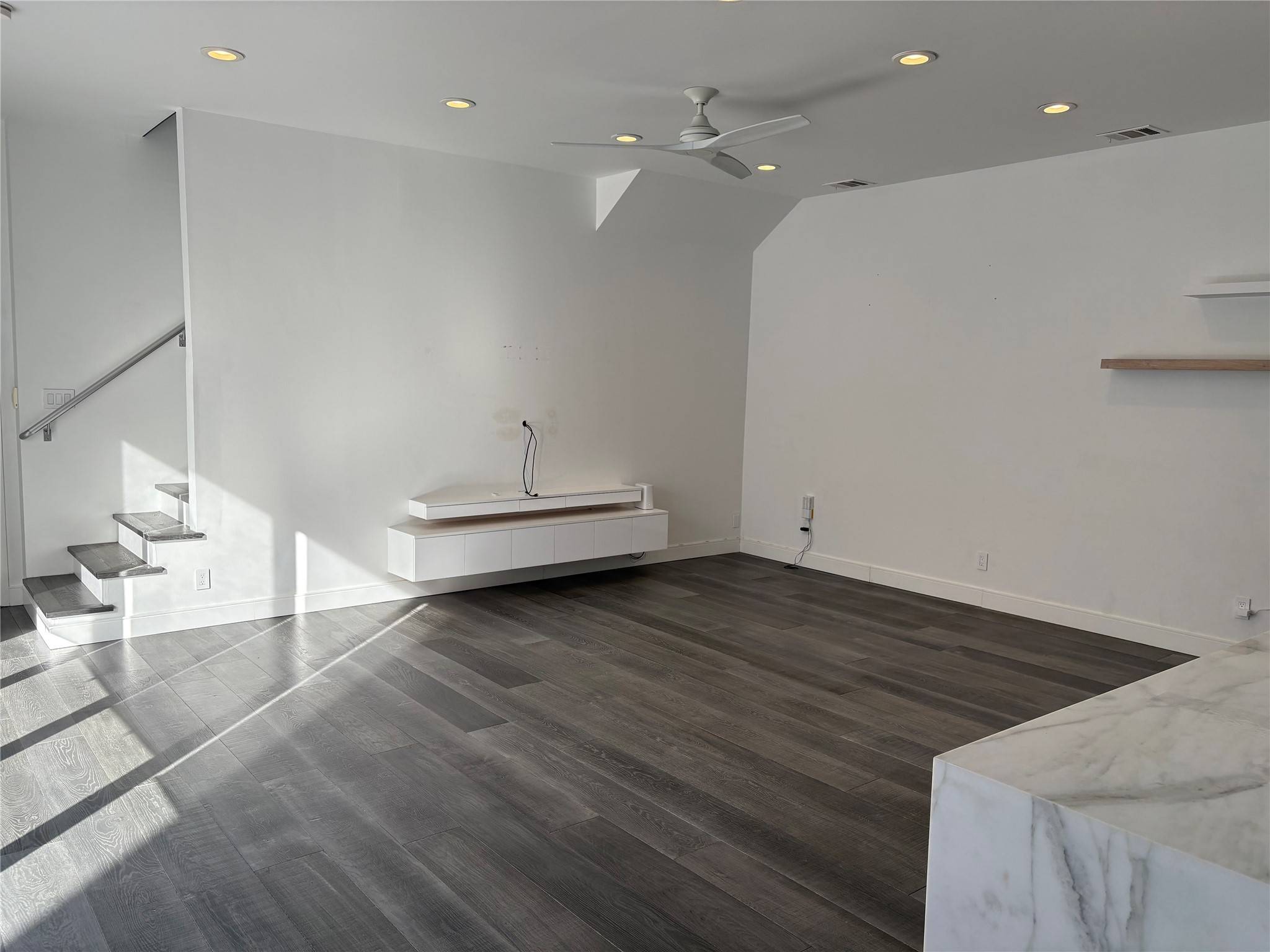 Houston, TX 77005,2114 Wroxton RD