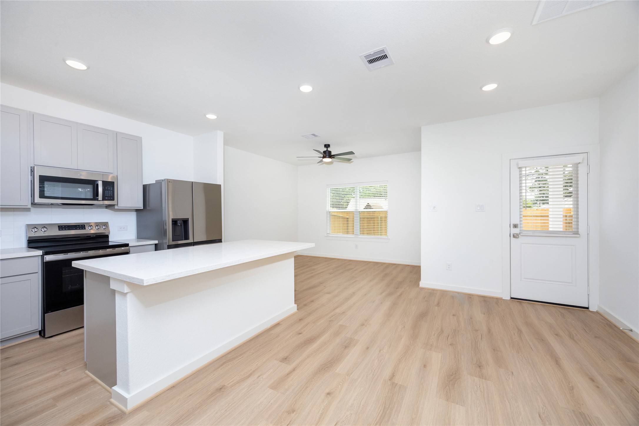 Conroe, TX 77304,1968 Longmire Villas CT