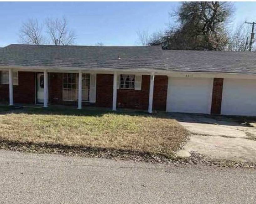 Commerce, TX 75428,2617 Tanglewood DR