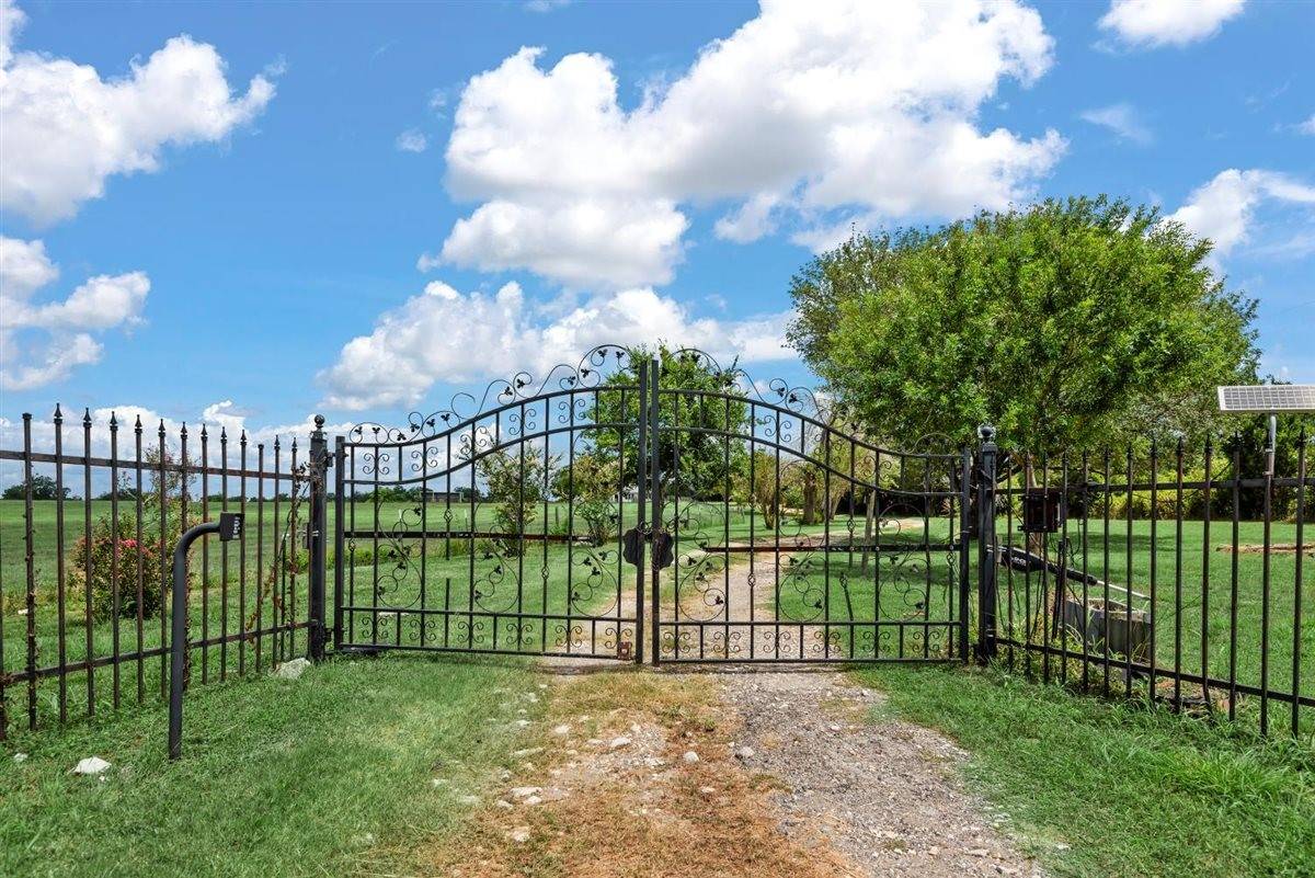 Navasota, TX 77868,16145 Fm 1227 RD