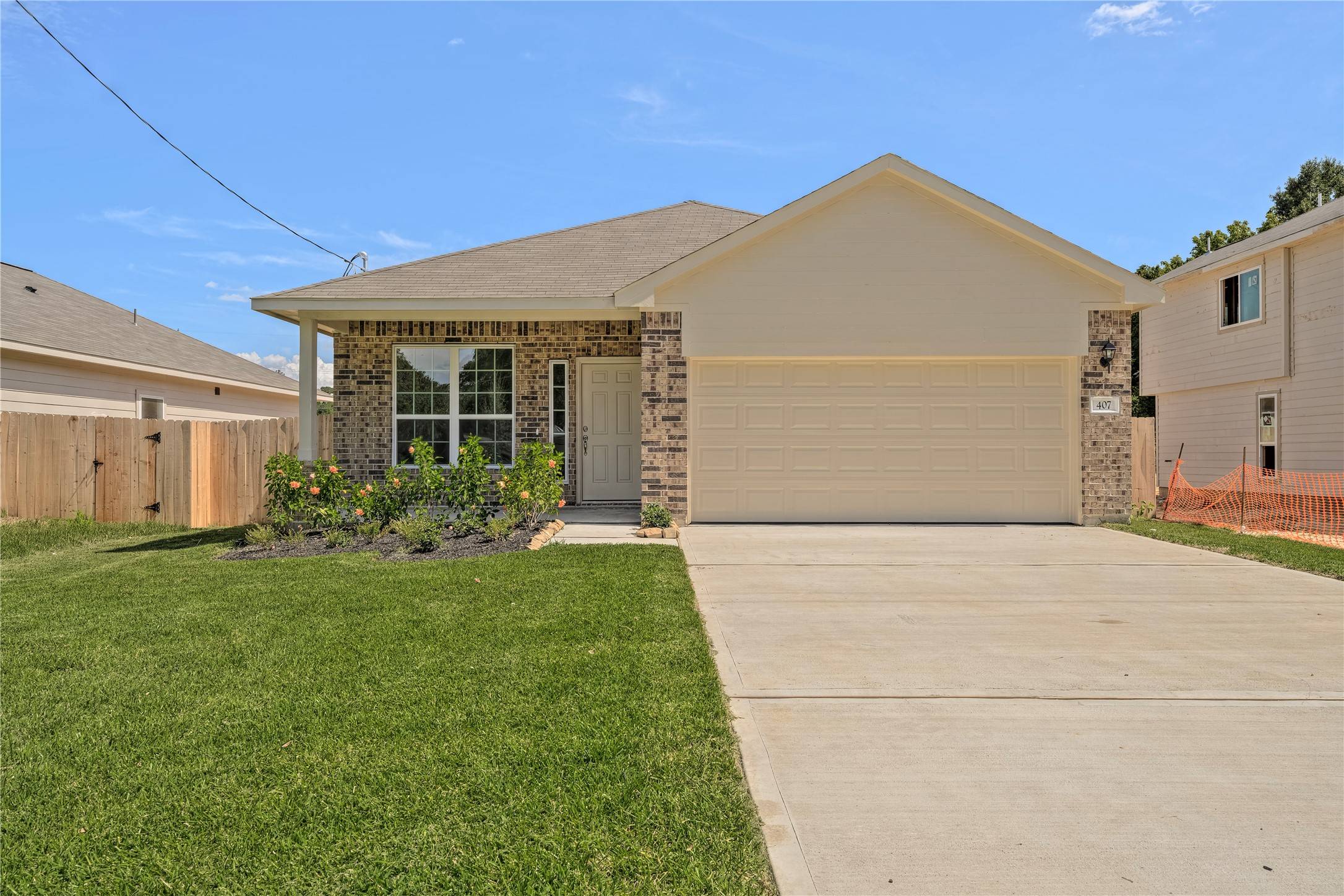 Dayton, TX 77535,407 E Young ST