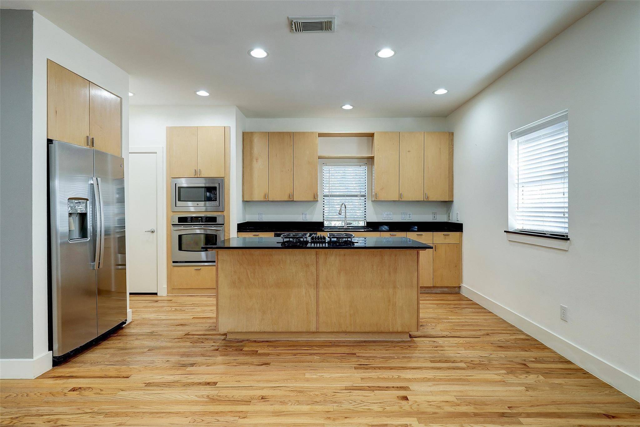 Houston, TX 77003,2202 Bastrop ST